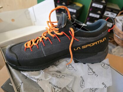 Approachskorna TX4 Evo Carbon/Papaya från La Sportiva