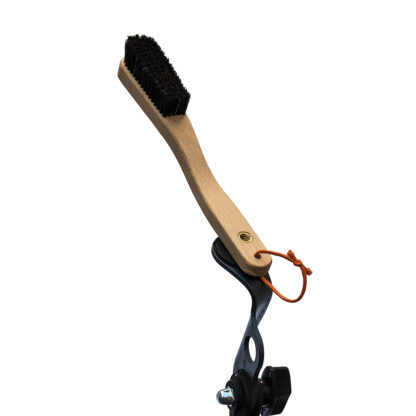 Crimper-Dimper är en gängad kritborste som passar till Pongoose Climber Clipstick